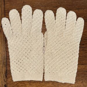 VINTAGE Italian hand made crochet cotton gloves